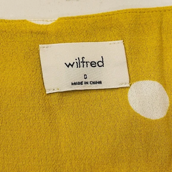 EUC Wilfred size 0 dress, it has adjustable straps, pockets and it is li… - Picture 6 of 10